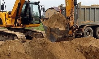 Выкопать яму экскаватором в Орехово-Зуево от 914 руб. - ИП Садыков В. Р.